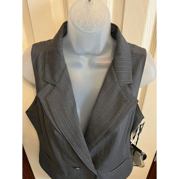 2OH Threads Ladies Butterfly Military Vest Size Medium Retail $210 - Picture 3 of 8